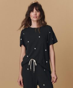 Attireknit.shop10845899d1 1