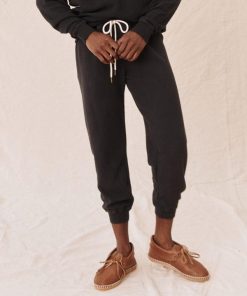 Attireknit.shop54c76d95ea 1