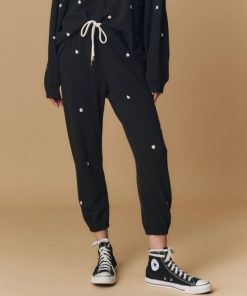 Attireknit.shop5ff2da1bd0 1