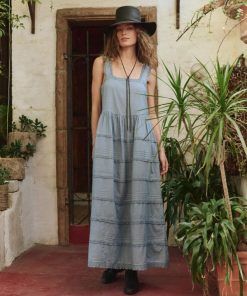 Attireknit.shopd684d57701 4