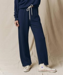 Attireknit.shope7576ac14e 1